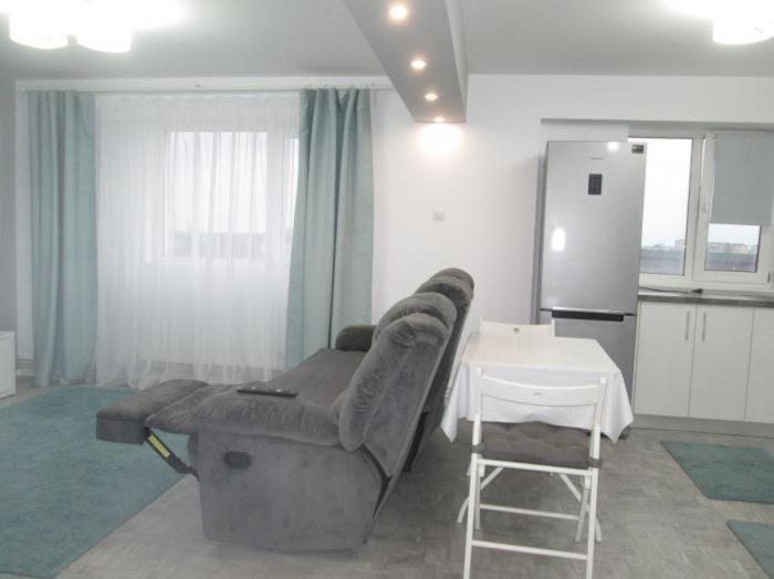 Apartament Sarra Targoviste Exterior foto
