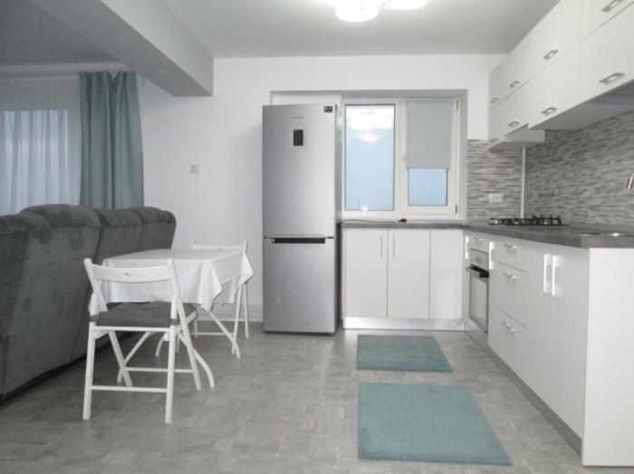 Apartament Sarra Targoviste Exterior foto